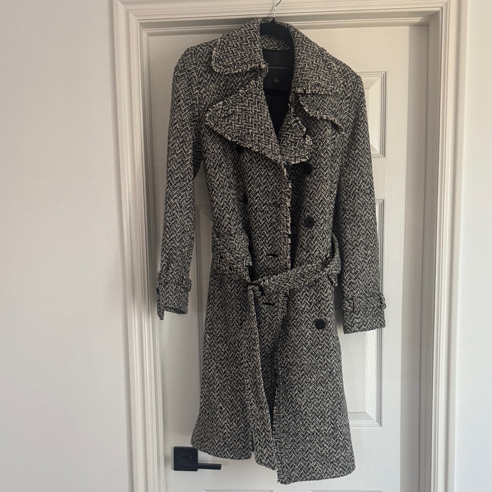 Banana Republic Herringbone Trench Coat - Black and White